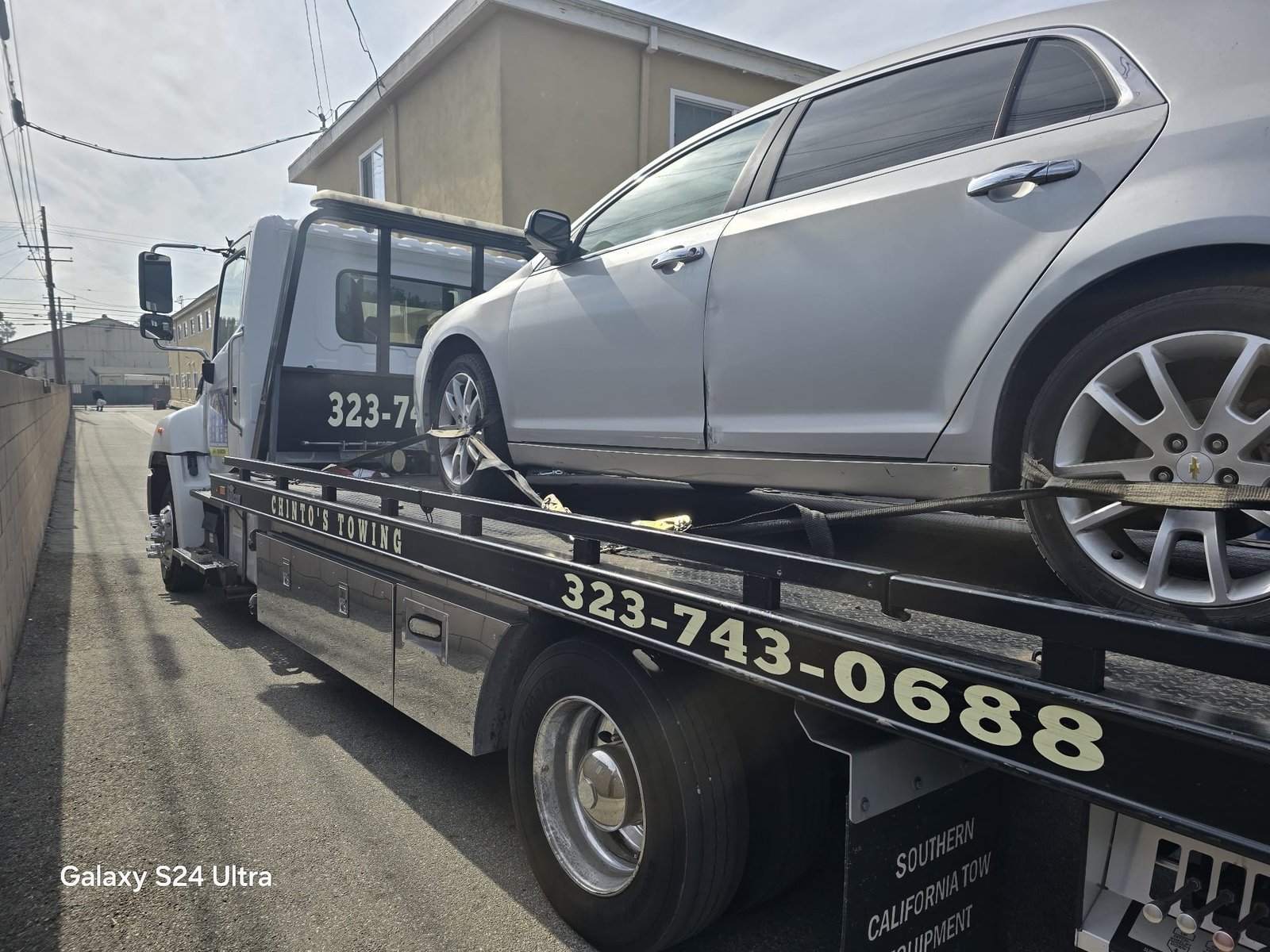 Chinto's Towing roadside service